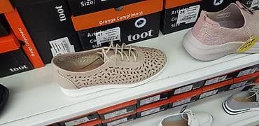 За шоколадку отдам обувь для маленьких от 1 года до 3 лет — 4