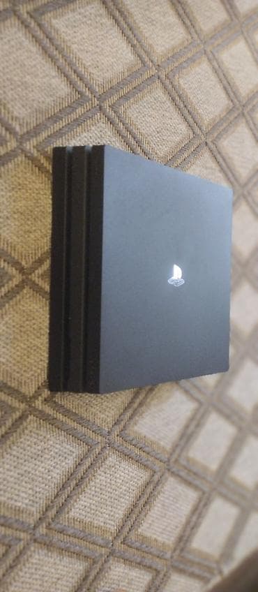 детские приставки playstation 4 pro: PlayStation 4 Pro в хорошем состоянии (черная консоль) + комплект — 5