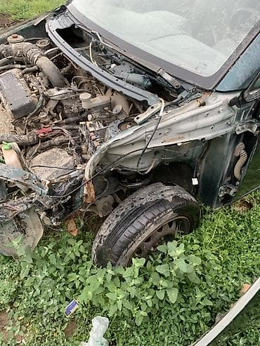 volkswagen passat 2002: Suzuki Liana: 2001 г., Хэтчбэк — 9
