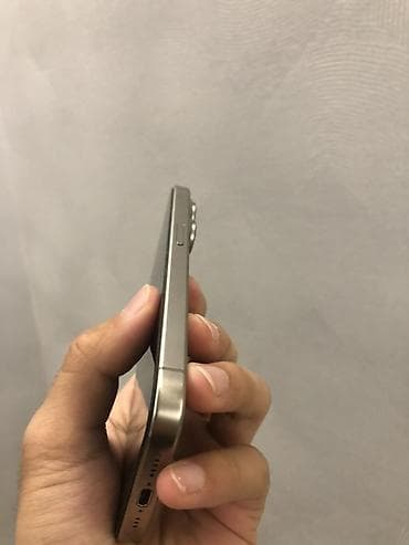 ско: IPhone 15 Pro, Б/у, 256 ГБ, Natural Titanium, Защитное стекло, 89 % — 4
