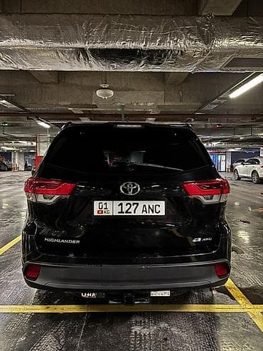 camry 2014: Toyota Highlander: 2017 г., 3.5 л, Автомат, Бензин, Кроссовер — 5