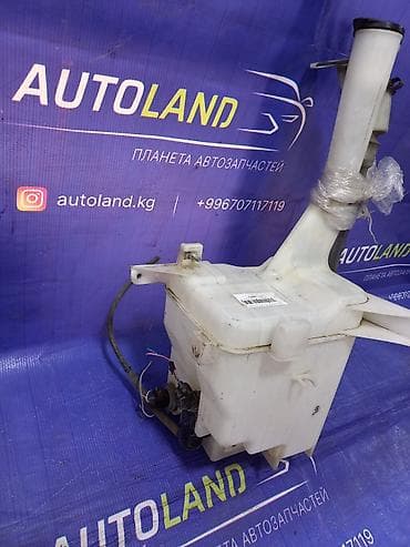 camry 2017: Бачок Toyota 2005 г., Б/у, Оригинал, Япония — 2