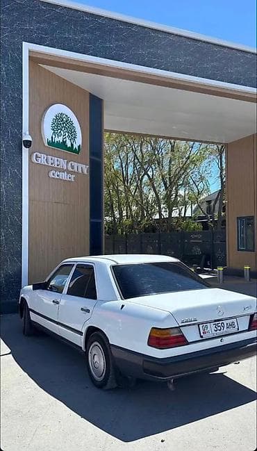 Унаа сатуу: Mercedes-Benz W124: 1988 г., 2.3 л, Бензин, Седан — 4