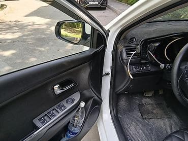 рио машина: Kia Rio: 2017 г., 1.6 л, Автомат, Седан — 2