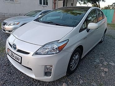 Toyota Prius: 2010 г., 1.8 л, Автомат, Гибрид, Седан