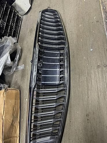 Решетка радиатора Kia 2019 г., Б/у, Оригинал