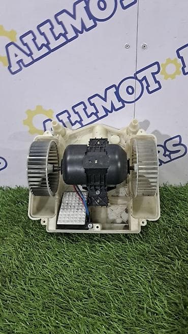 e55 compressor: Вентилятор Mercedes-Benz 2008 г., Б/у — 1