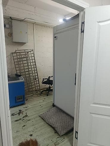помещение для швейный цех: Кырман, на Ауэзова Сдается помещение Площадь: 160м2 Цокольный этаж — 9