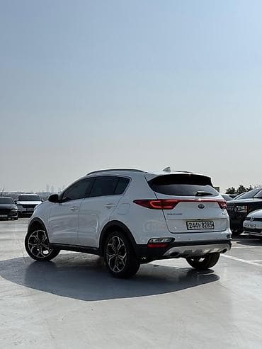 santa fe: Kia Sportage: 2021 г., Кроссовер — 6