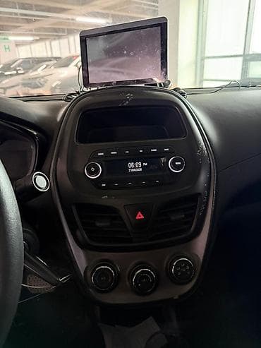 машина спарк цена: Chevrolet Spark: 2020 г., Хэтчбэк — 4