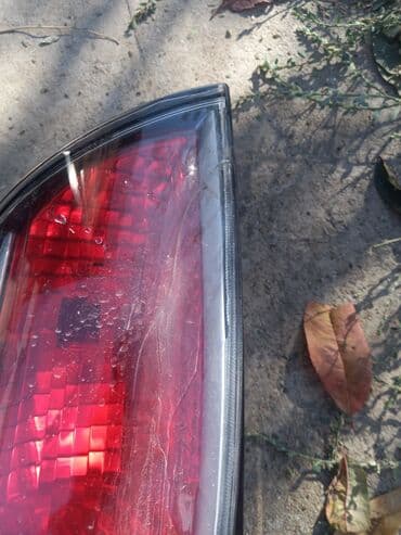 репетитор математики на английском языке: Задний левый стоп-сигнал Toyota 2004 г., Б/у, Оригинал, Япония — 1