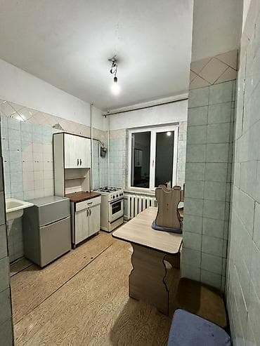 2 комнаты, 52 м², 3 этаж, Старый ремонт — 1