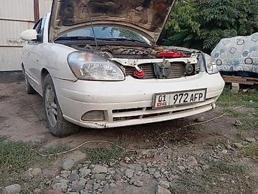 Daewoo Nubira: 2000 г., Седан — 4