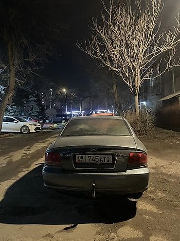 golf variant: Hyundai Sonata: 2004 г., 2 л, Механика, Седан — 5