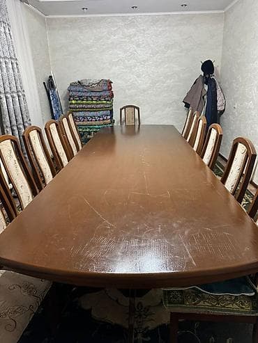 small table: Большой обеденный комплект для гостиной/столовой: - Стол овальной — 5