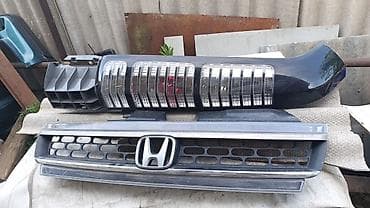 sprinter 516: Решетка радиатора Honda 2004 г., Б/у, Оригинал — 8