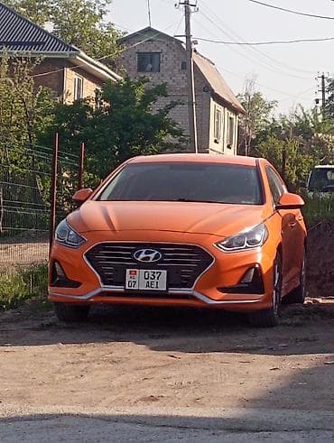 Hyundai Sonata: 2018 г., Автомат, Газ, Седан — 2