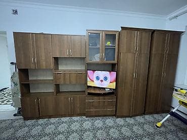 бу уголок: Гарнитур для гостиной в древесном оттенке — 1