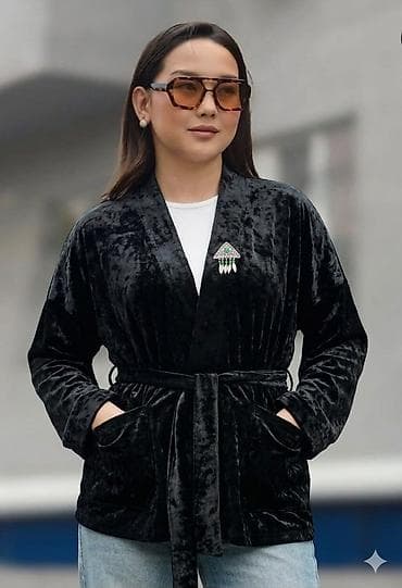 Бомбер, Осень-весна, Made in KG, Велюр, Оверсайз, L, 3XL