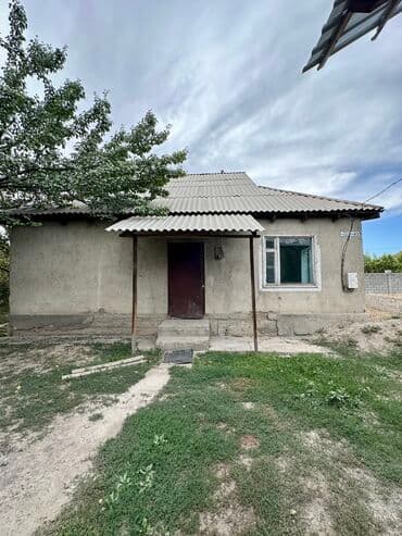 временный дом: 100 м², 4 комнаты, Парковка — 1