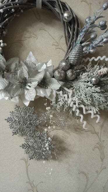 тапчаны ош: Всё для праздника! Венок рождественский 1600, гномы 400с за штуку — 2