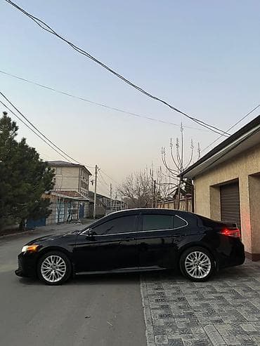 кабина портер 2: Toyota Camry: 2018 г., 2.5 л, Автомат, Бензин, Седан — 7