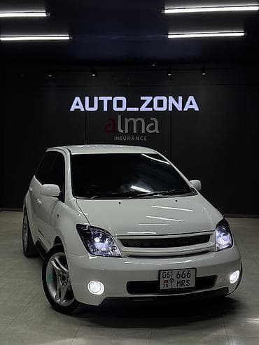 Toyota Ist: 2002 г., 1.5 л, Автомат, Бензин, Хэтчбэк