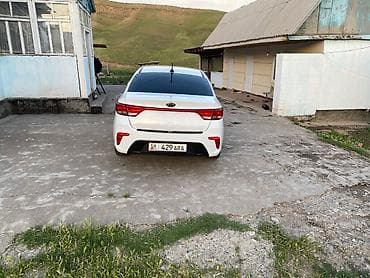 super soco: Kia Rio: 2018 г., 1.6 л, Механика, Бензин, Хэтчбэк — 9