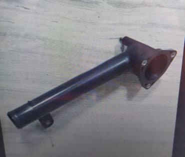 Трубки, патрубки, шланги: Пластиковый патрубок термостата Toyota RX330 ( harrier 03-07 ) 3.0 — 2