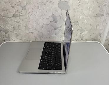 Ноутбуки Apple (MacBook): Apple MacBook Pro М4" (серебристый) - Дисплей 14.2" Liquid Retina XDR — 3