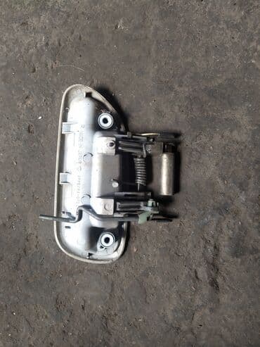 субару двери: Задняя правая дверная ручка Дверная ручка Subaru Б/у, Оригинал — 2