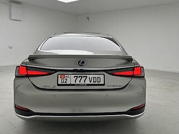 Lexus: Lexus ES: 2018 г., 2.5 л, Вариатор, Гибрид, Седан — 5