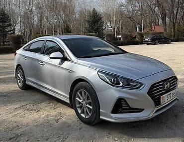 Hyundai Sonata: 2018 г., Автомат, Бензин, Седан — 2