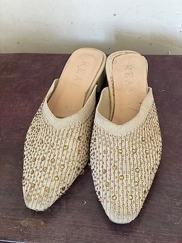 35размер at lalafo.kg 35размер