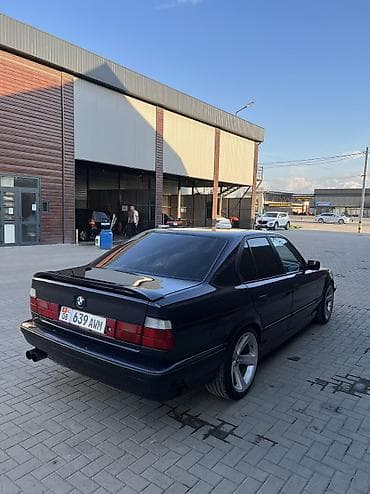 бампер е34 бмв: BMW 5 series: 1992 г., 4.4 л — 3
