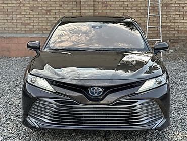 порог на камри: Toyota Camry: 2018 г., 2.5 л, Гибрид, Седан — 1