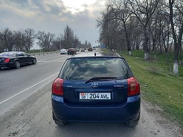 тайота в: Toyota Corolla: 2004 г., 1.6 л, Ручные, Бензин, Хэтчбэк — 4