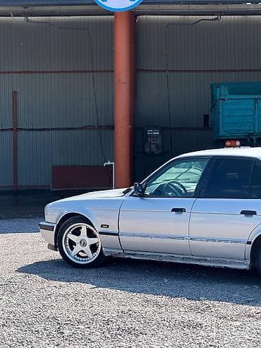 форд меверик: BMW 5 series: 1994 г., 2.5 л, Бензин, Седан — 5