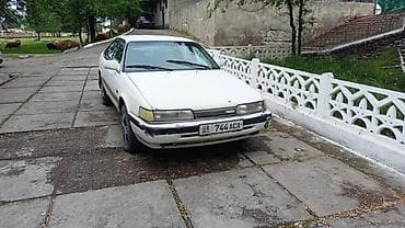 Продажа авто: Mazda 626: 1990 г., 2 л, Механика, Бензин, Хэтчбэк — 3