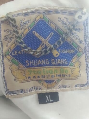 тёплые шарфы: Срочно продаю очень теплый полушубок ! Нужно сделать не большой ремонт — 5