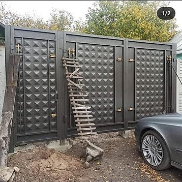 Металлические ворота с калиткой - Конструкция: распашные ворота из