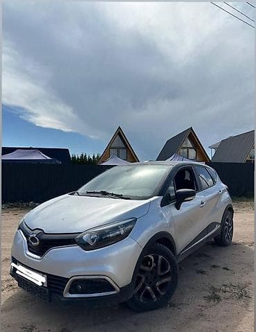 Кроссовер (серебристый) компакт-класса Sumsung QM3 2015 дизель 1,5 В