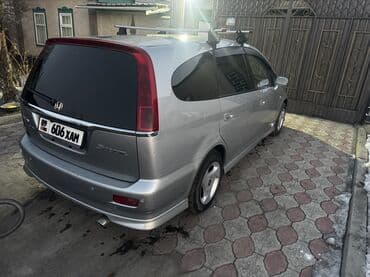 срочно продам авто в связи с переездом: Honda Stream: 2003 г., 1.7 л, Автомат, Бензиновая, Универсал — 2