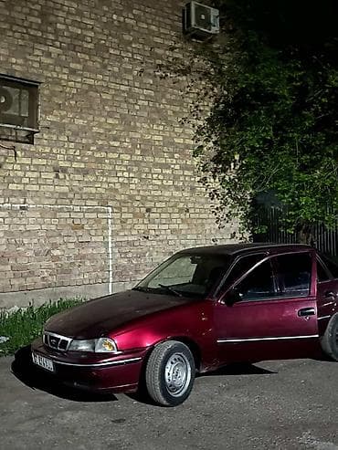 Daewoo Nexia: 2005 г., Механика, Бензин, Седан