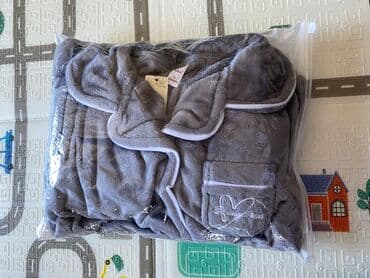 белая ночная сорочка: Новая теплая и мягкая пижама шикарного качества. Размер L, подойдет на — 4