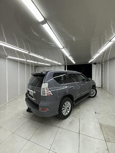 Lexus GX: 2017 г., 4.6 л, Типтроник, Газ, Внедорожник — 3