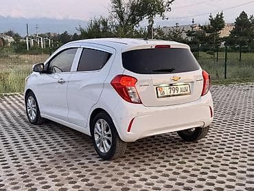 e53 x5: Chevrolet Spark: 2019 г., 1 л, Автомат, Бензин, Хэтчбэк — 4