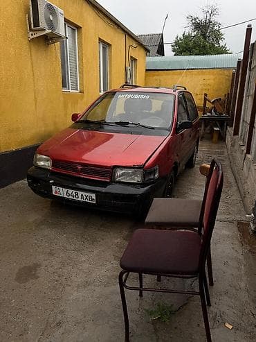 Транспорт: Mitsubishi Space Runner: 1993 г., 1.8 л, Автомат, Бензин, Минивэн — 4