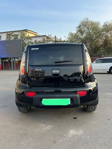 крутые машины: Kia Soul: 2010 г., 1.6 л, Автомат, Бензиновая, Хэтчбэк — 6