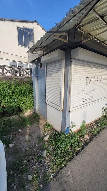киос: Передвижной торговый киоск/павильон с рольставнями требуется ремонт — 3